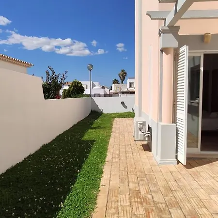 Casa Golfinho, * Албуфейра