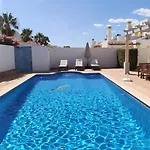 Casa Golfinho, *